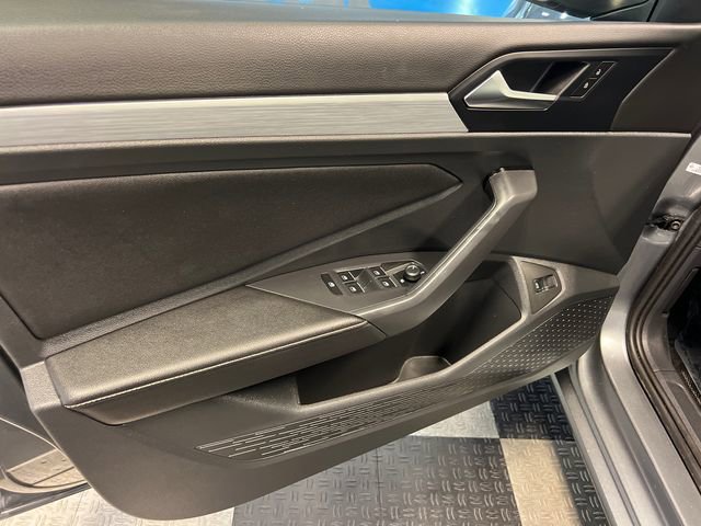 Used 2025 Volkswagen Jetta S FWD image 7