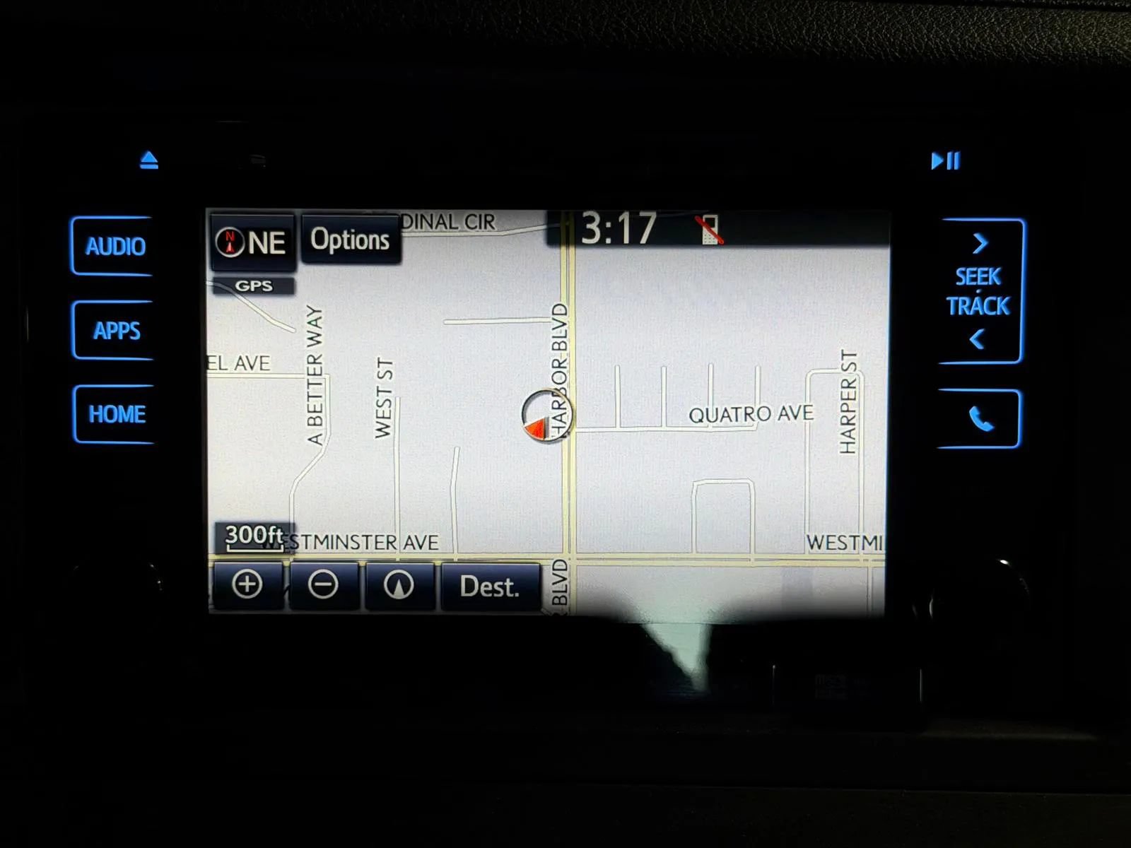 Used 2015 Toyota Sienna XLE Premium FWD image 33