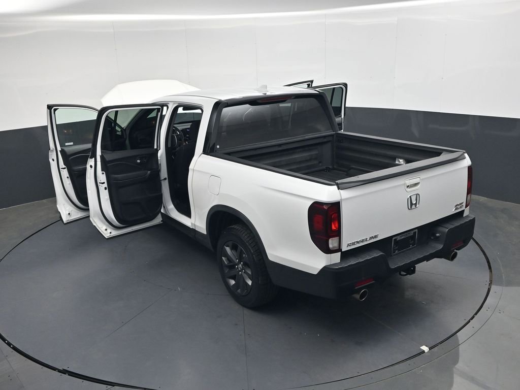 Certified 2023 Honda Ridgeline Sport image 38
