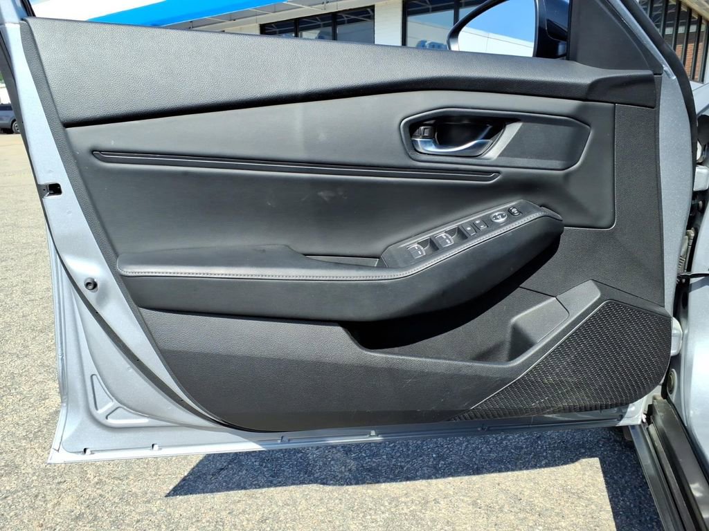 Used 2023 Honda Accord Sport image 8