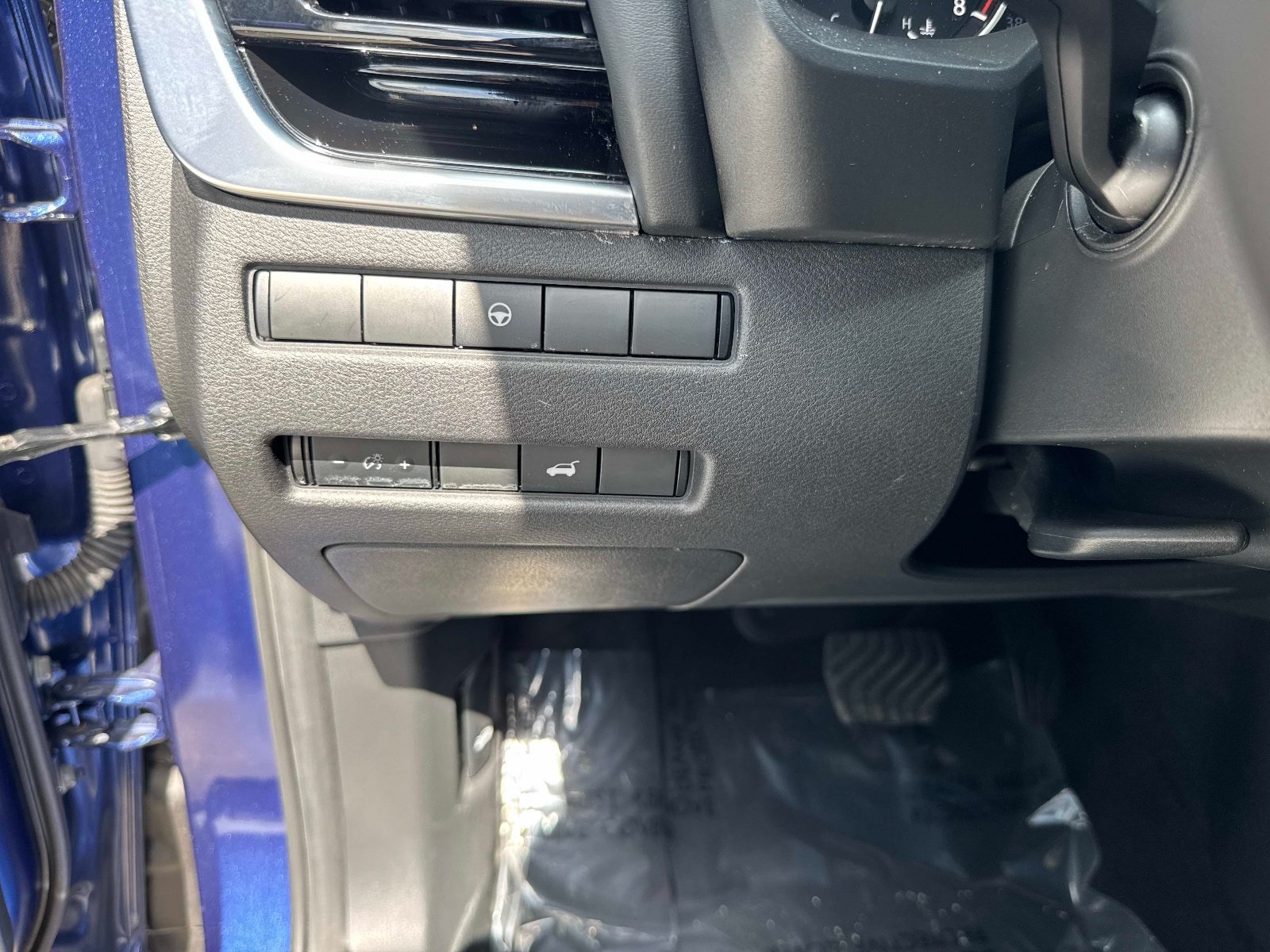 Used 2022 Nissan Rogue SL FWD image 33