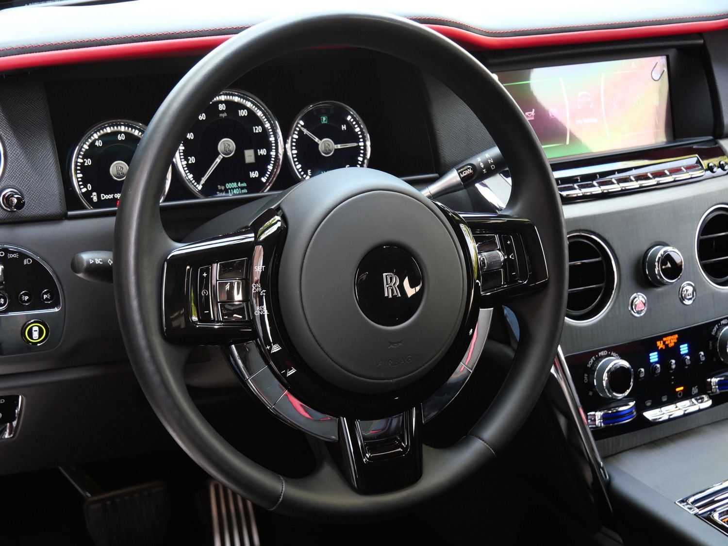 Used 2023 Rolls-Royce Cullinan AWD/4WD image 17