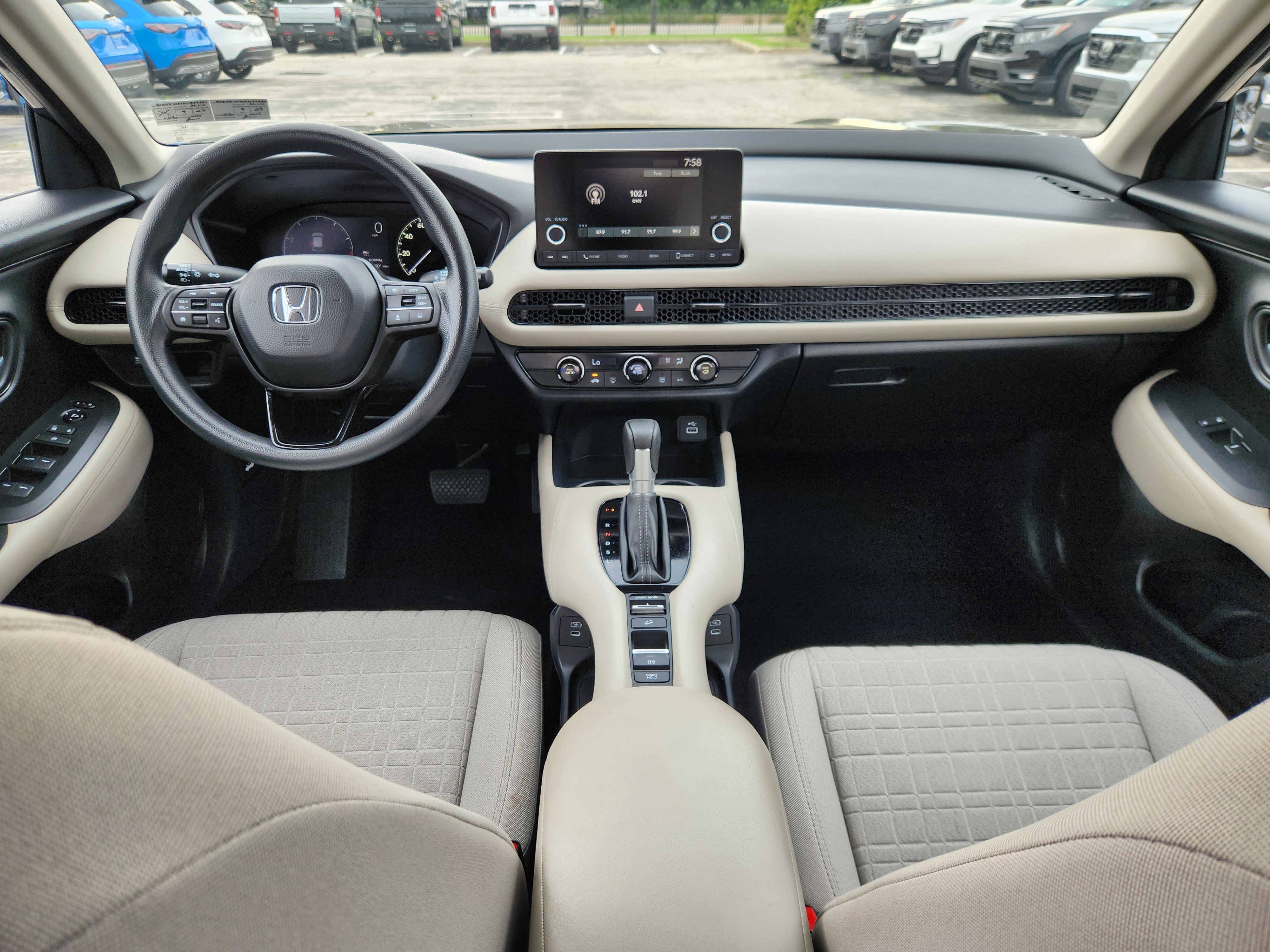 Certified 2024 Honda HR-V LX image 8