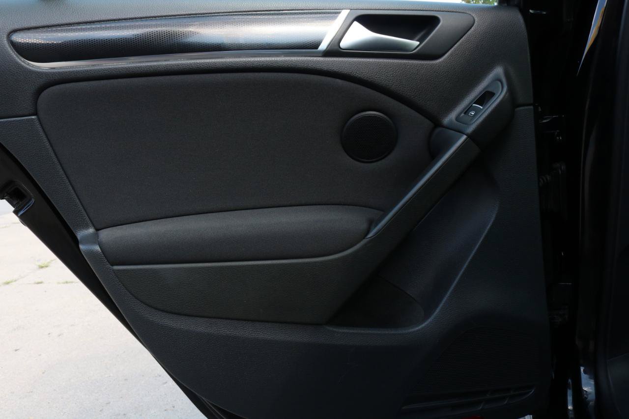 Used 2013 Volkswagen GTI Wolfsburg Edition FWD image 32