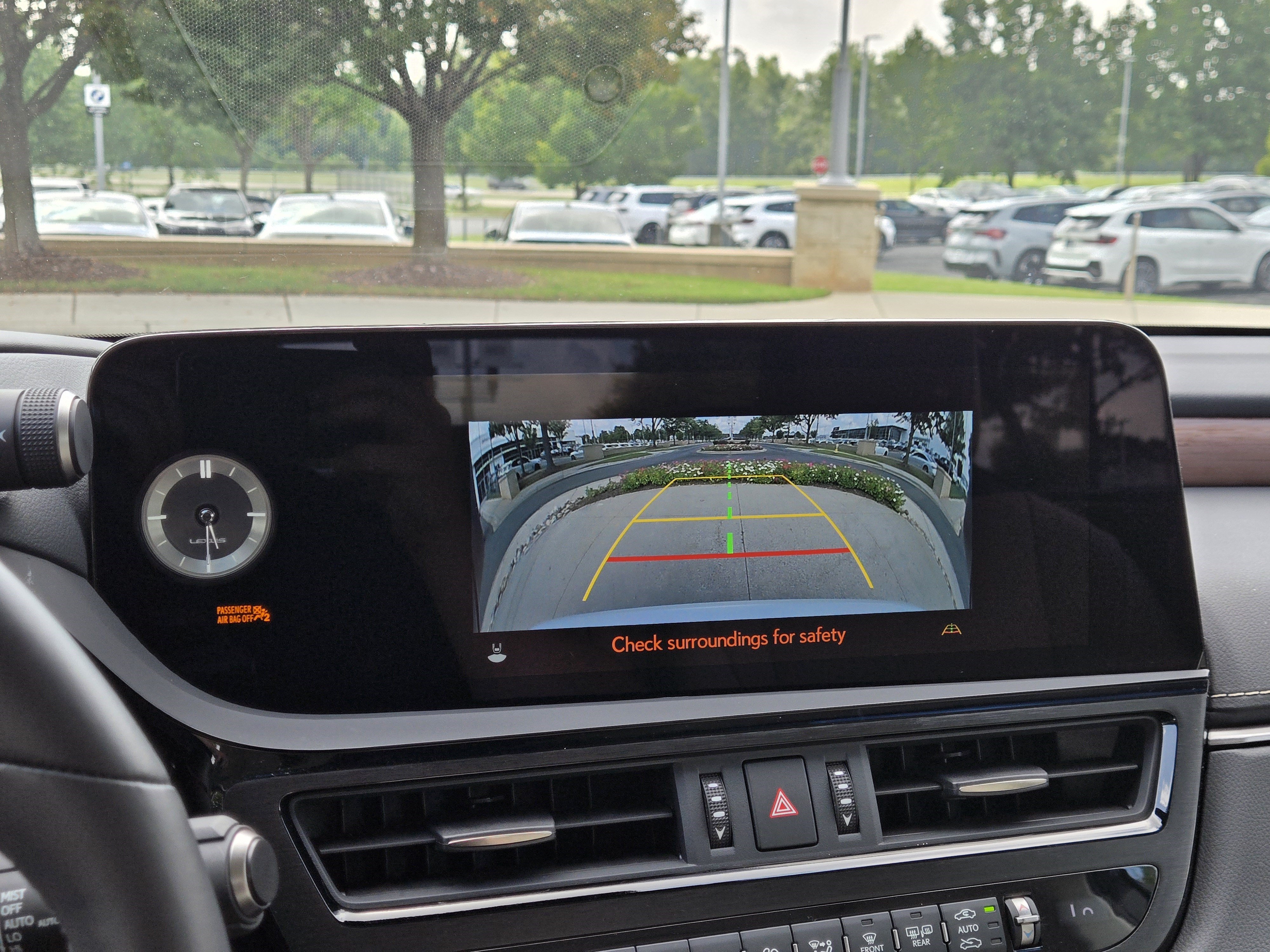 Used 2025 Lexus ES 350 w/ Premium Package FWD image 19
