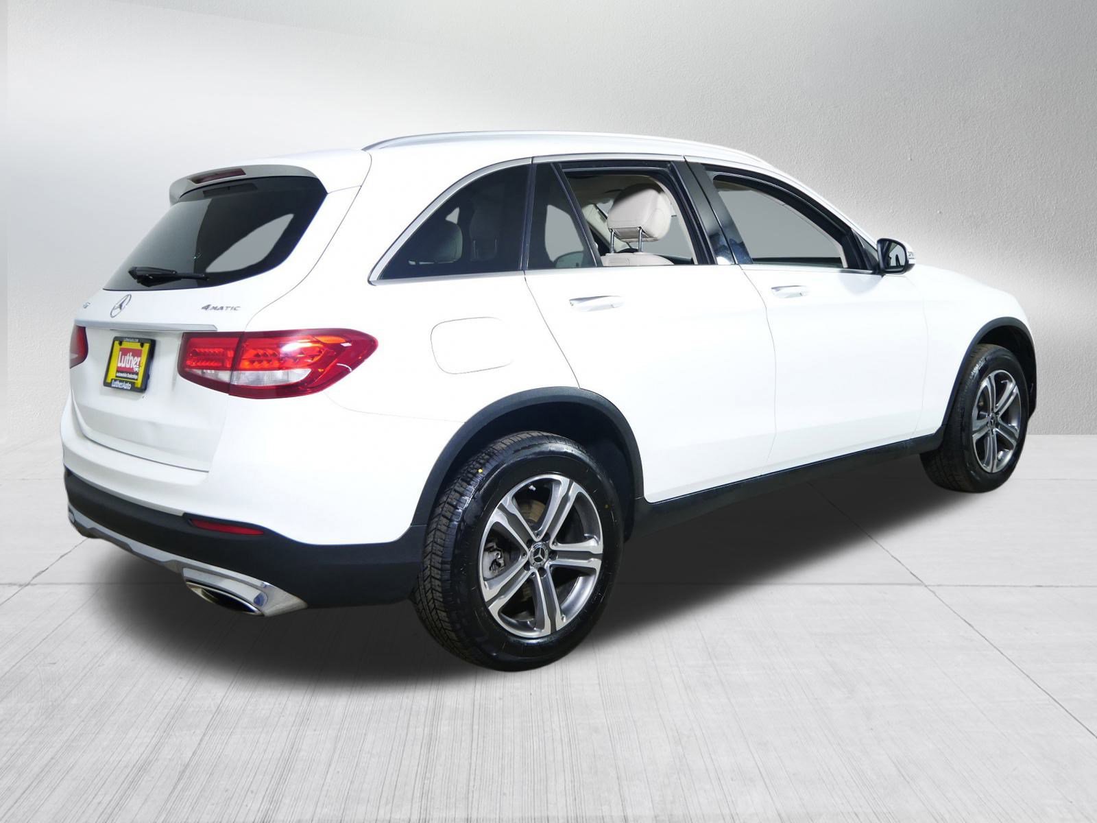 Used 2019 Mercedes-Benz GLC 300 4MATIC image 7