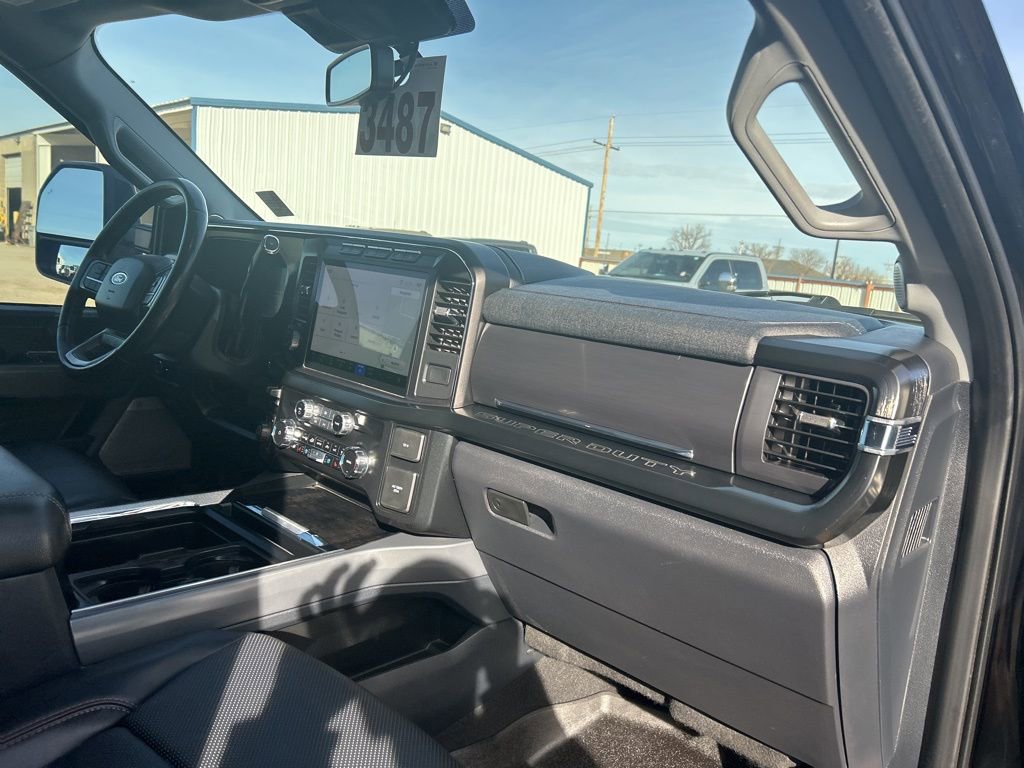 Used 2024 Ford F250 Lariat w/ Lariat Ultimate Package image 39
