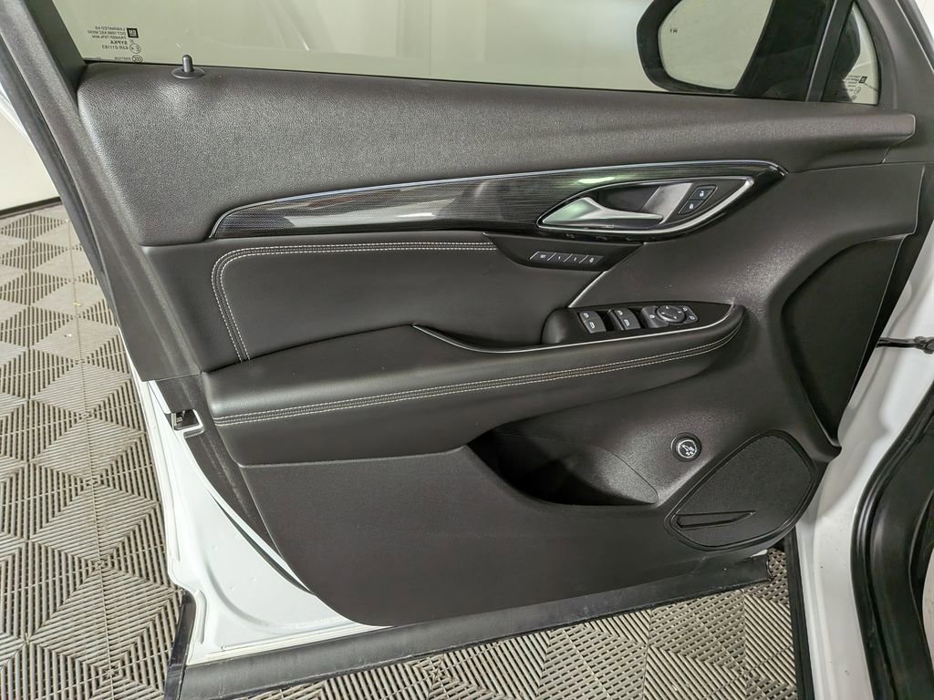Used 2023 Buick Envision Essence w/ Sport Touring Package image 18