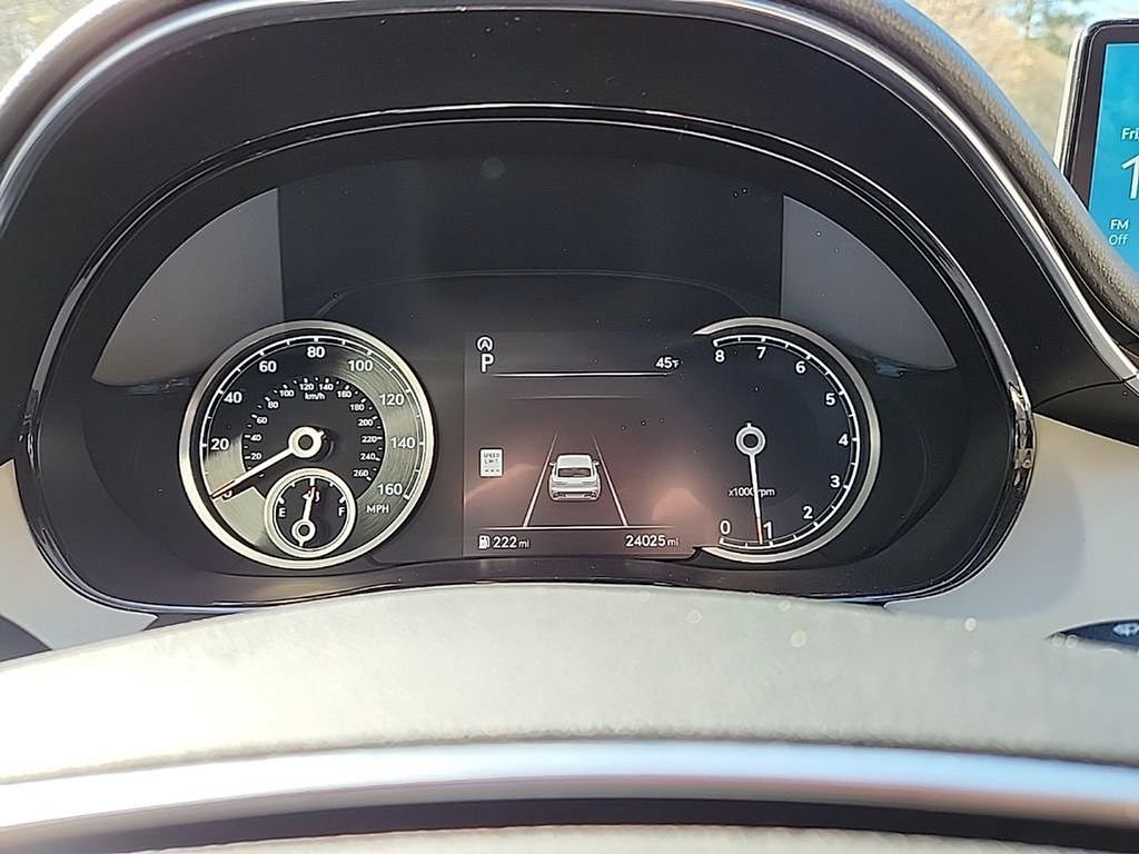 Used 2023 Genesis GV70 2.5T Select w/ Select Package image 10