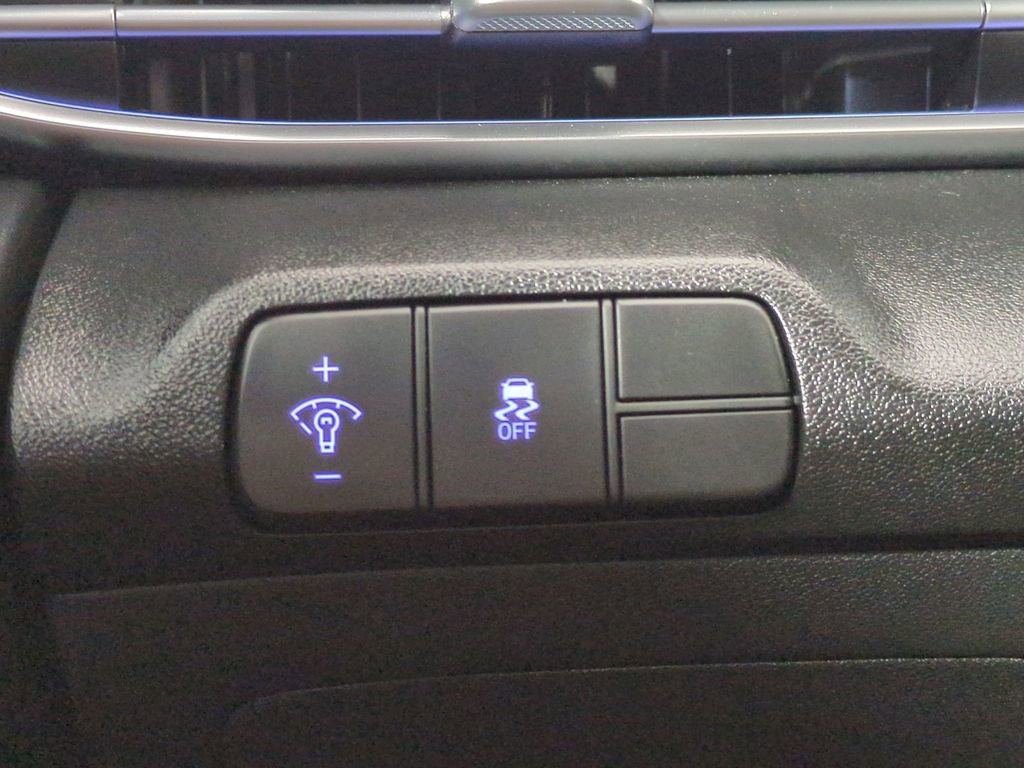 Used 2024 Hyundai Elantra SEL w/ Convenience Package image 28