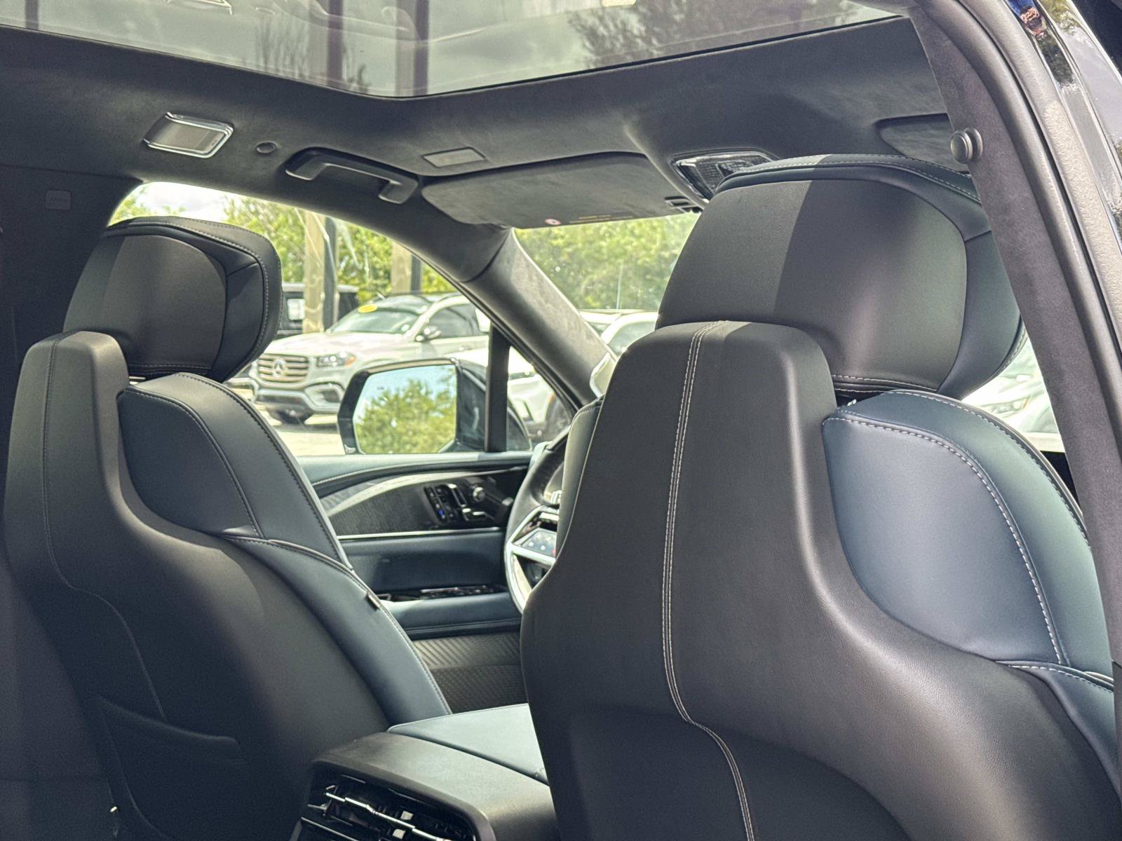 Certified 2025 Cadillac Escalade IQ Luxury 2 w/ LPO, Premium Carpet Package AWD/4WD image 26