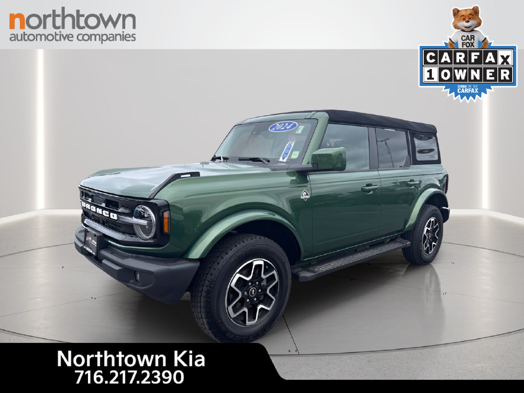 Used 2024 Ford Bronco Outer Banks AWD/4WD image 1