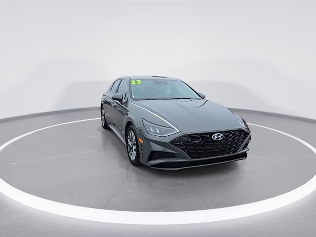 Certified 2023 Hyundai Sonata SEL w/ Cargo Package image 2
