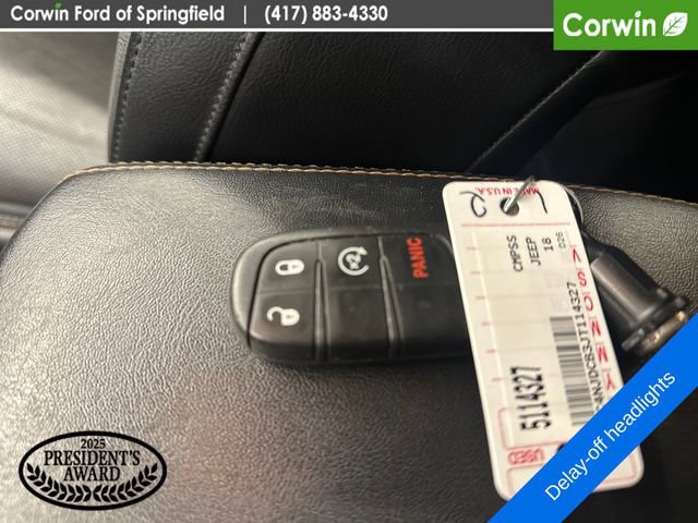 Used 2018 Jeep Compass Limited w/ Navigation Group AWD/4WD image 26