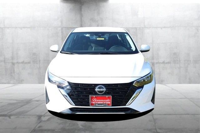 Certified 2025 Nissan Sentra SV FWD image 4
