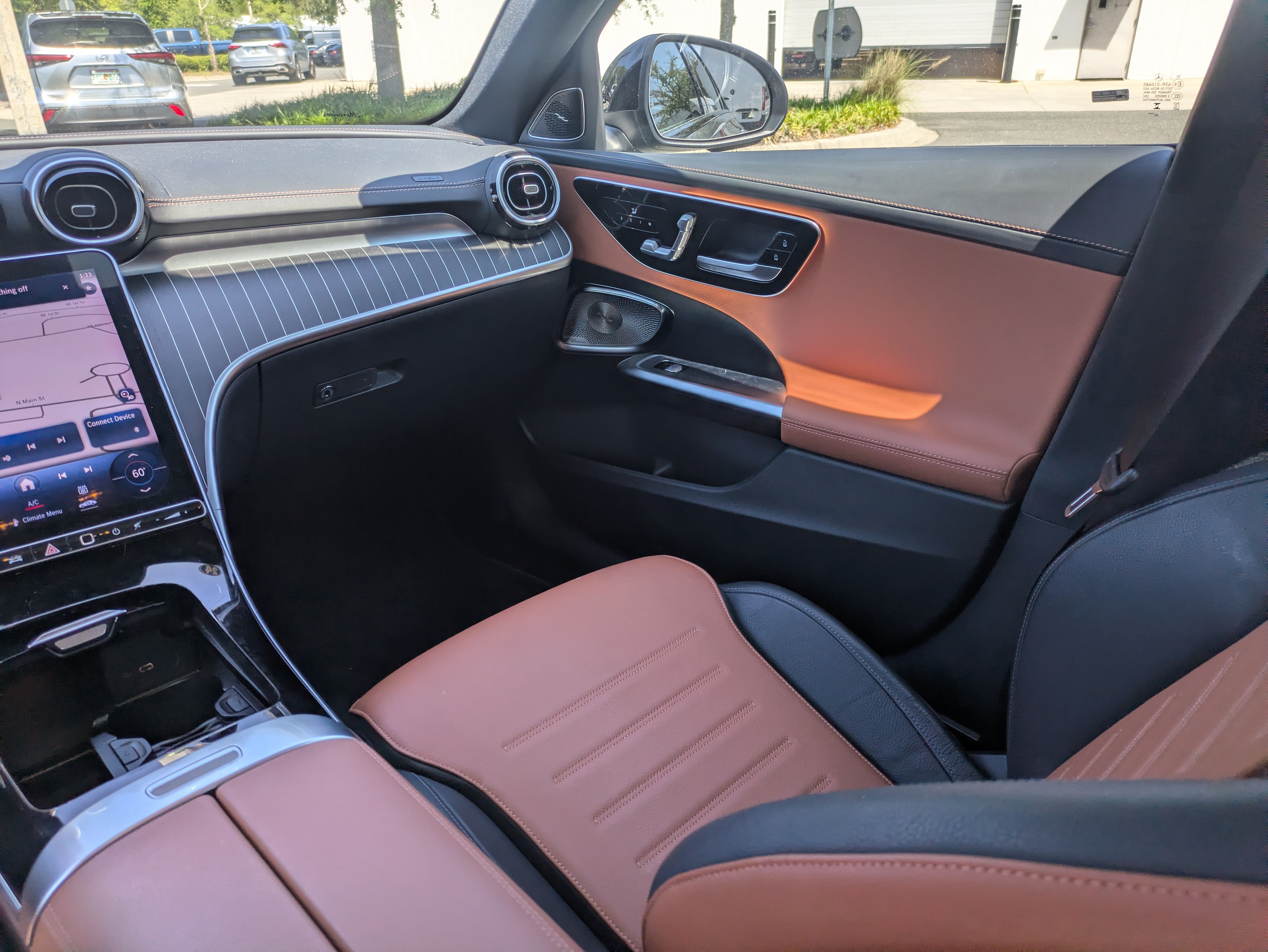 Used 2024 Mercedes-Benz C 300 4MATIC Sedan image 15