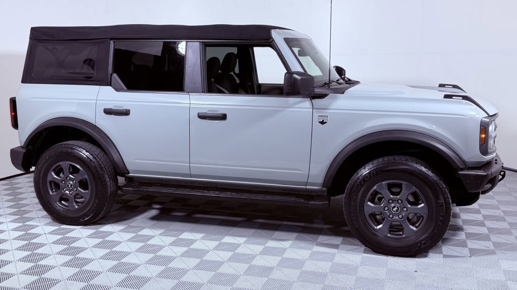 Used 2022 Ford Bronco Big Bend image 2