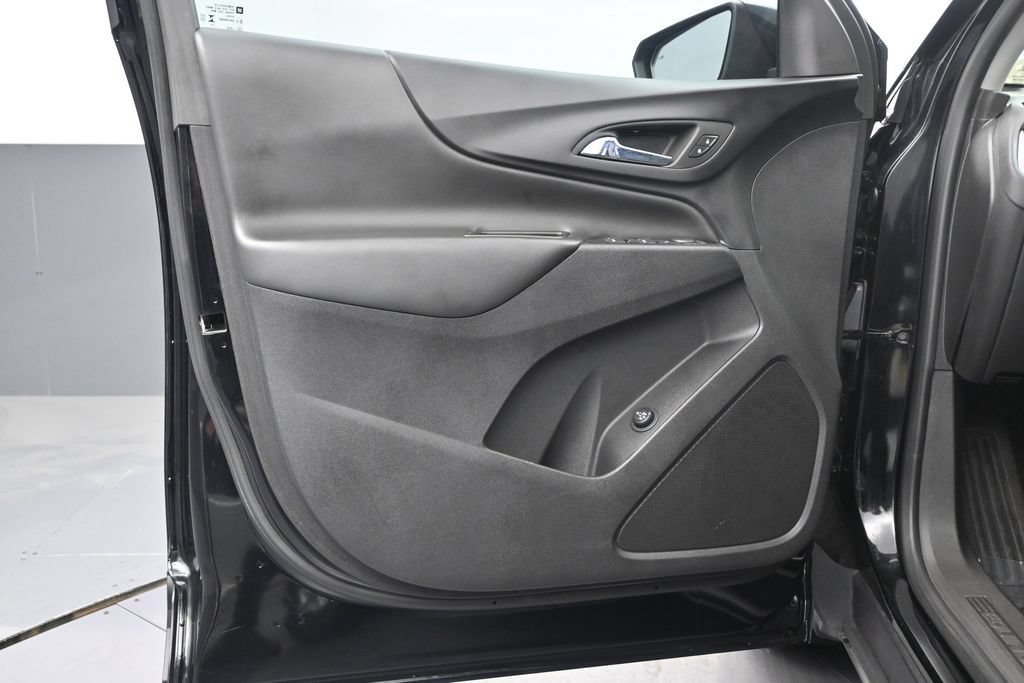 Used 2023 Chevrolet Equinox LT FWD image 11