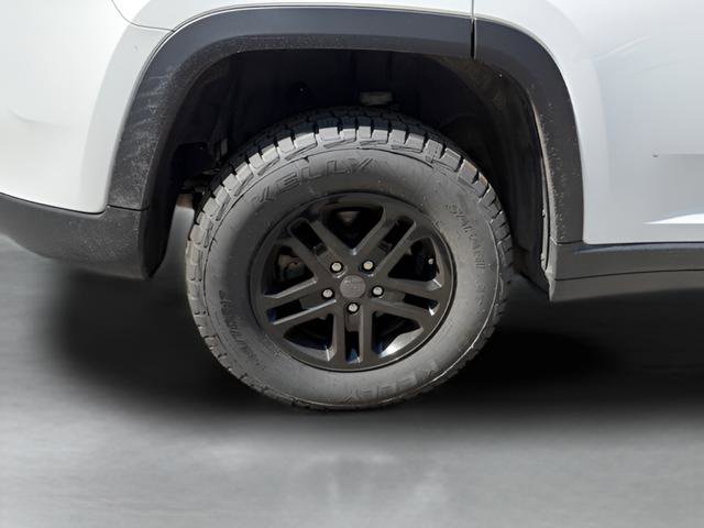 Used 2023 Jeep Grand Cherokee Laredo w/ Luxury Tech Group I AWD/4WD image 25