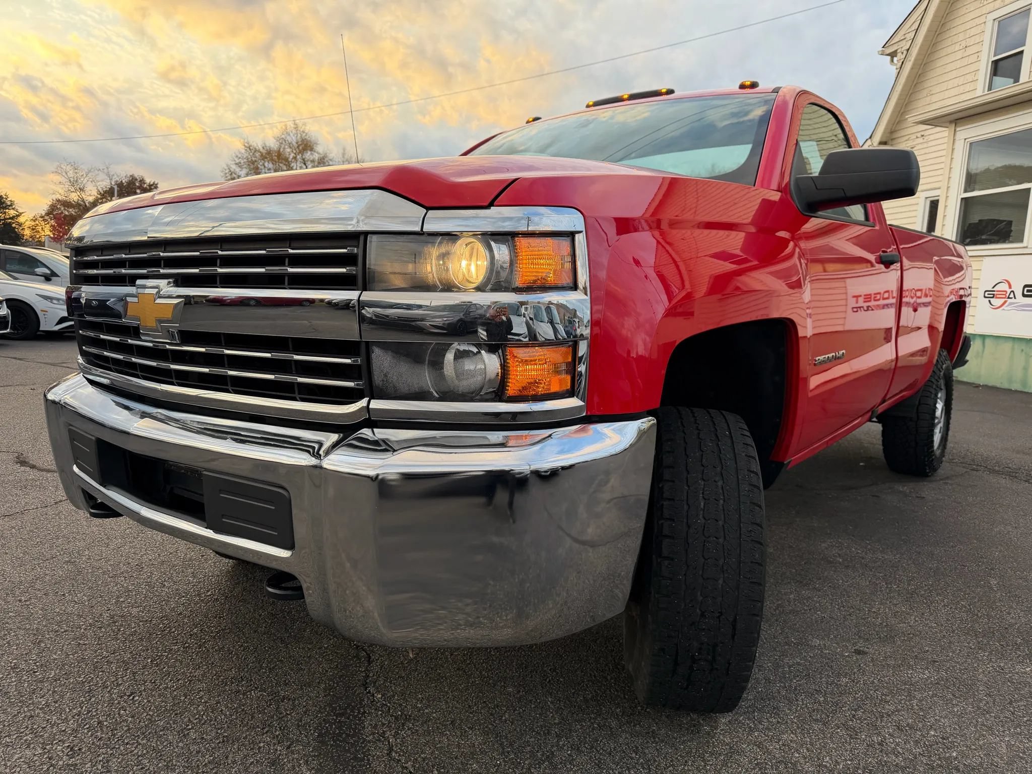 Used 2018 Chevrolet Silverado 2500 W/T w/ Snow Plow Prep Package AWD/4WD image 10