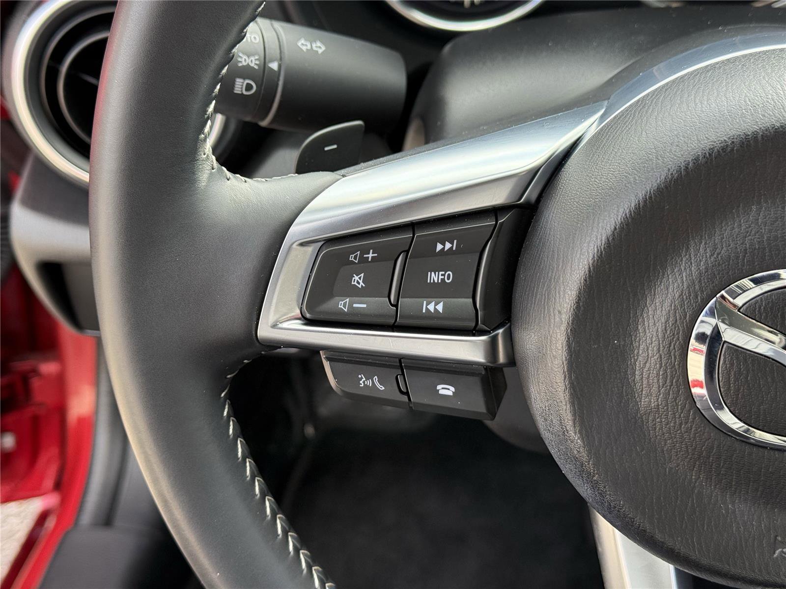 Used 2025 MAZDA MX-5 Miata RF Grand Touring image 20