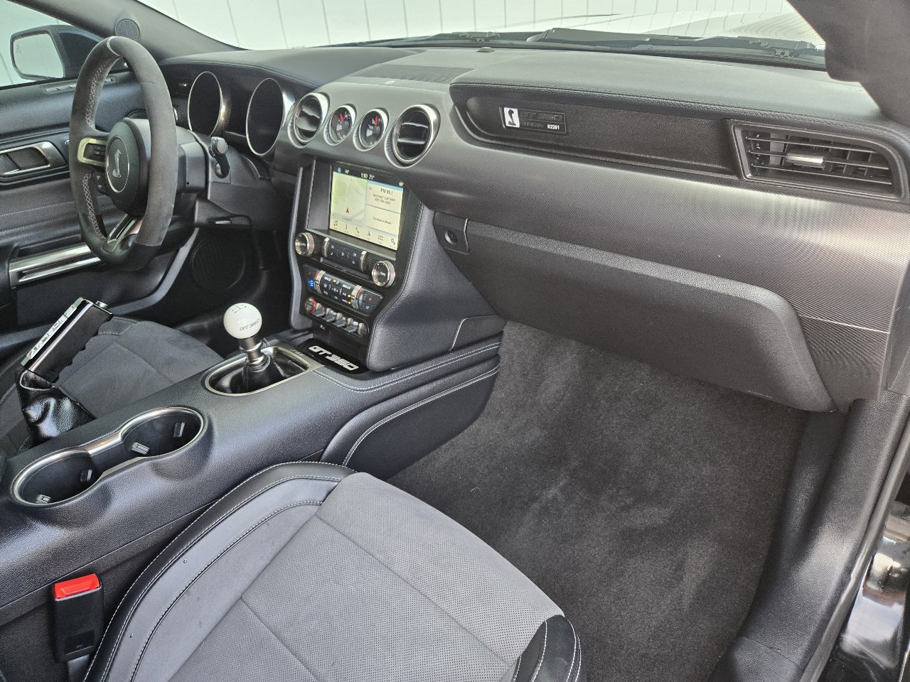 Used 2019 Ford Mustang Shelby GT350 w/ Technology Package image 48