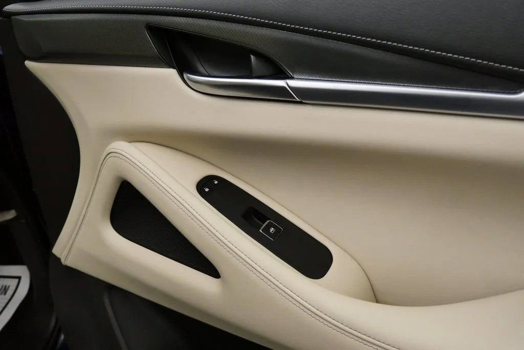 Used 2023 INFINITI QX60 Luxe AWD/4WD image 32