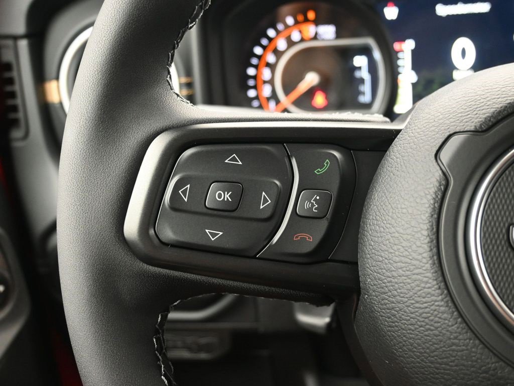 New 2025 Jeep Gladiator Sport image 22