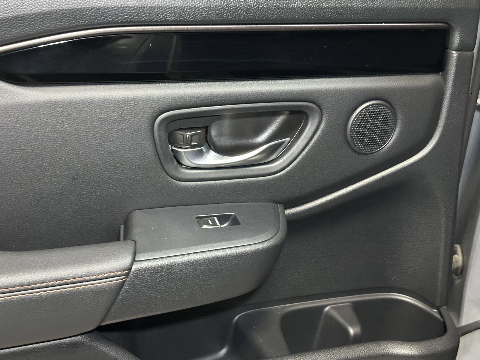 Used 2023 Honda Pilot TrailSport image 32