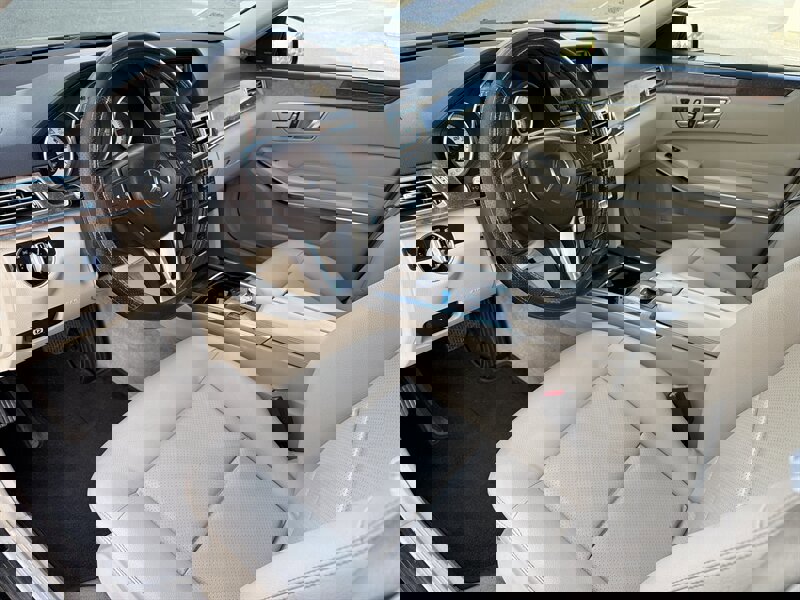 Used 2014 Mercedes-Benz E 250 BlueTEC Sedan image 10