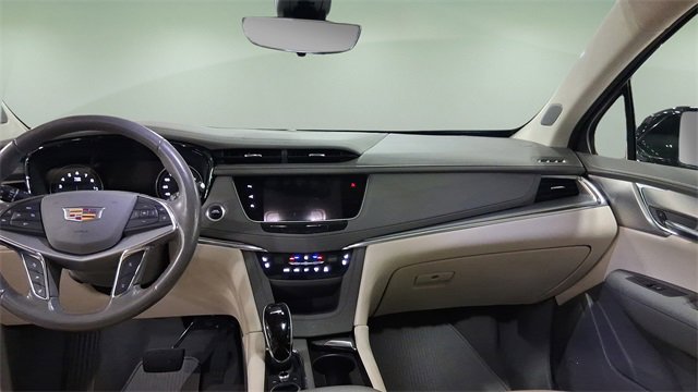 Used 2021 Cadillac XT5 Premium Luxury image 10