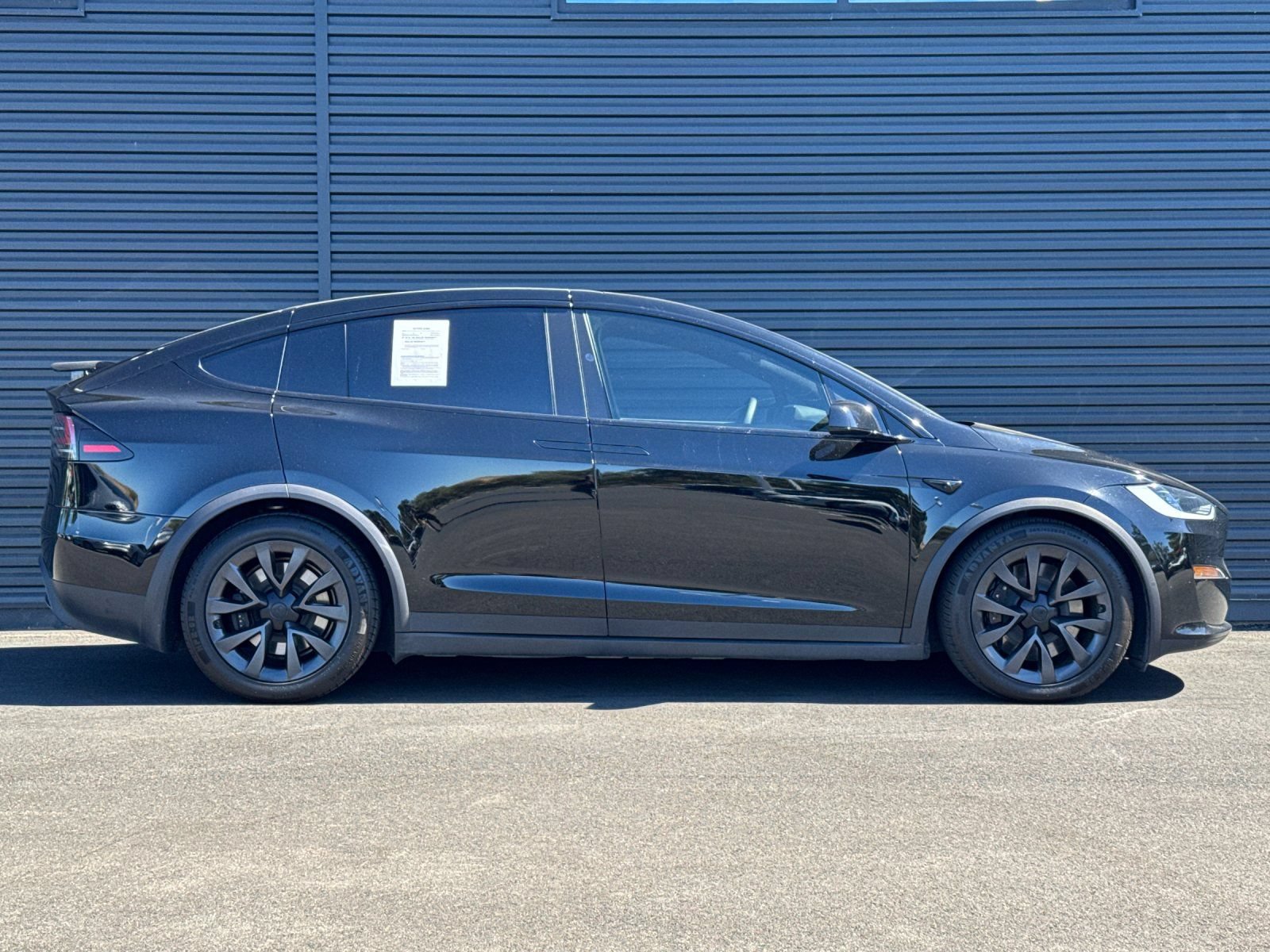 Used 2024 Tesla Model X AWD/4WD image 10