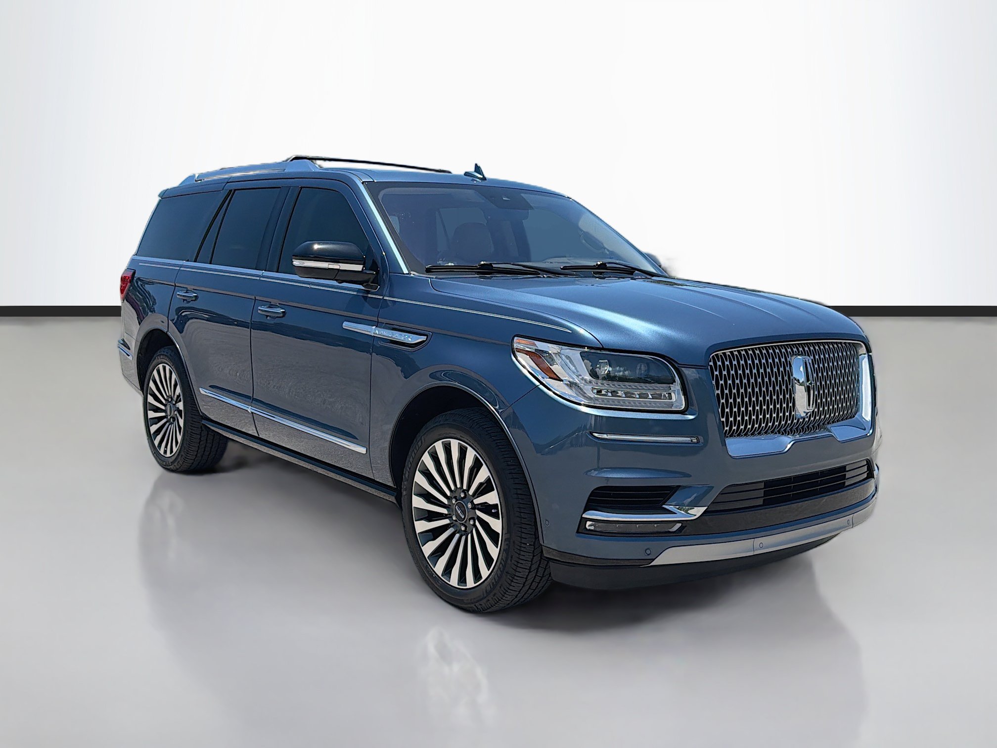 Used 2020 Lincoln Navigator Reserve w/ Luxury Package AWD/4WD image 7