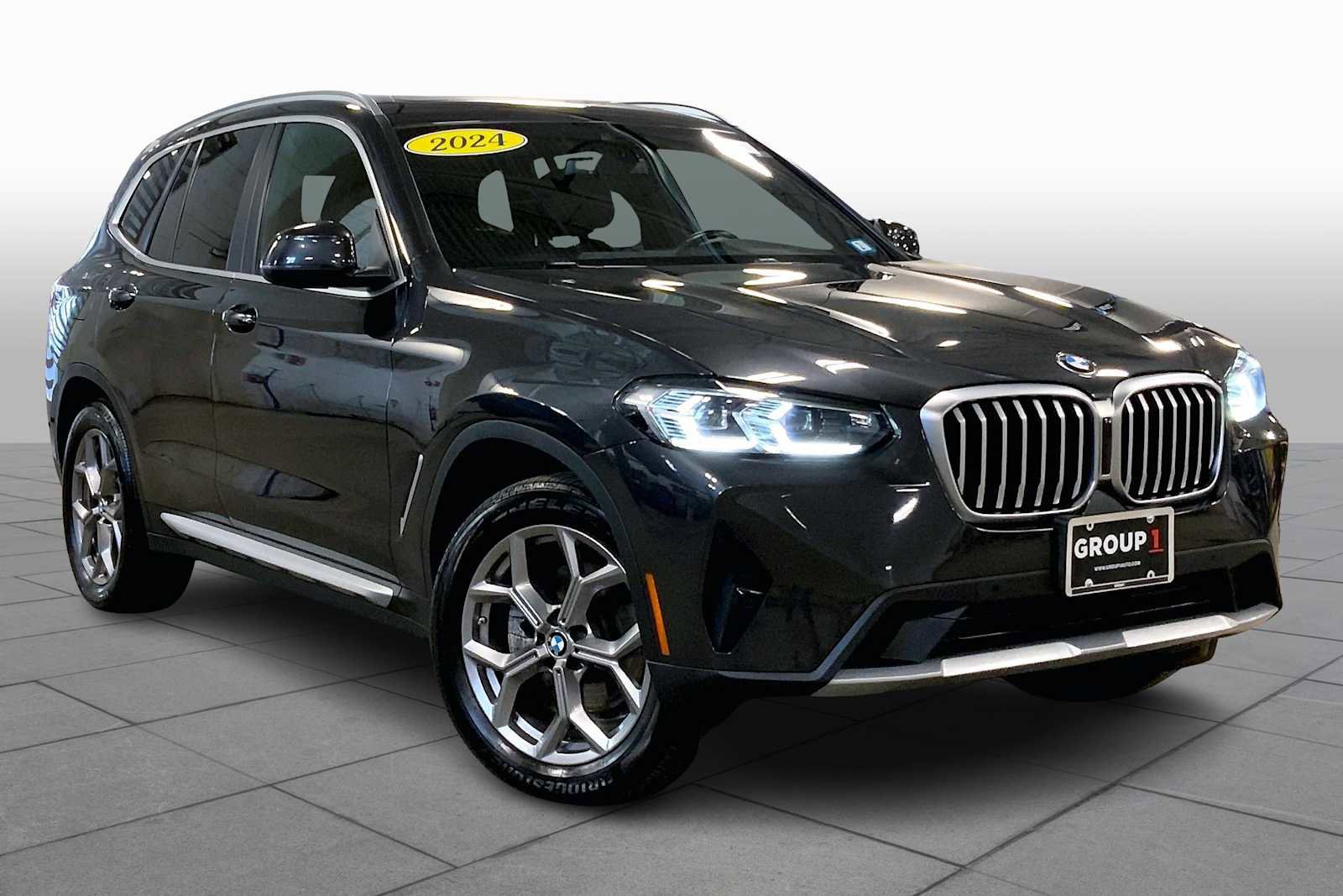 Used 2024 BMW X3 xDrive30i image 2