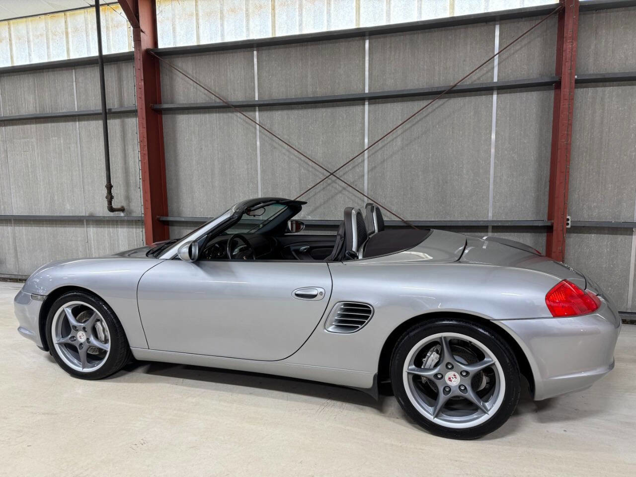Used 2004 Porsche Boxster S image 7