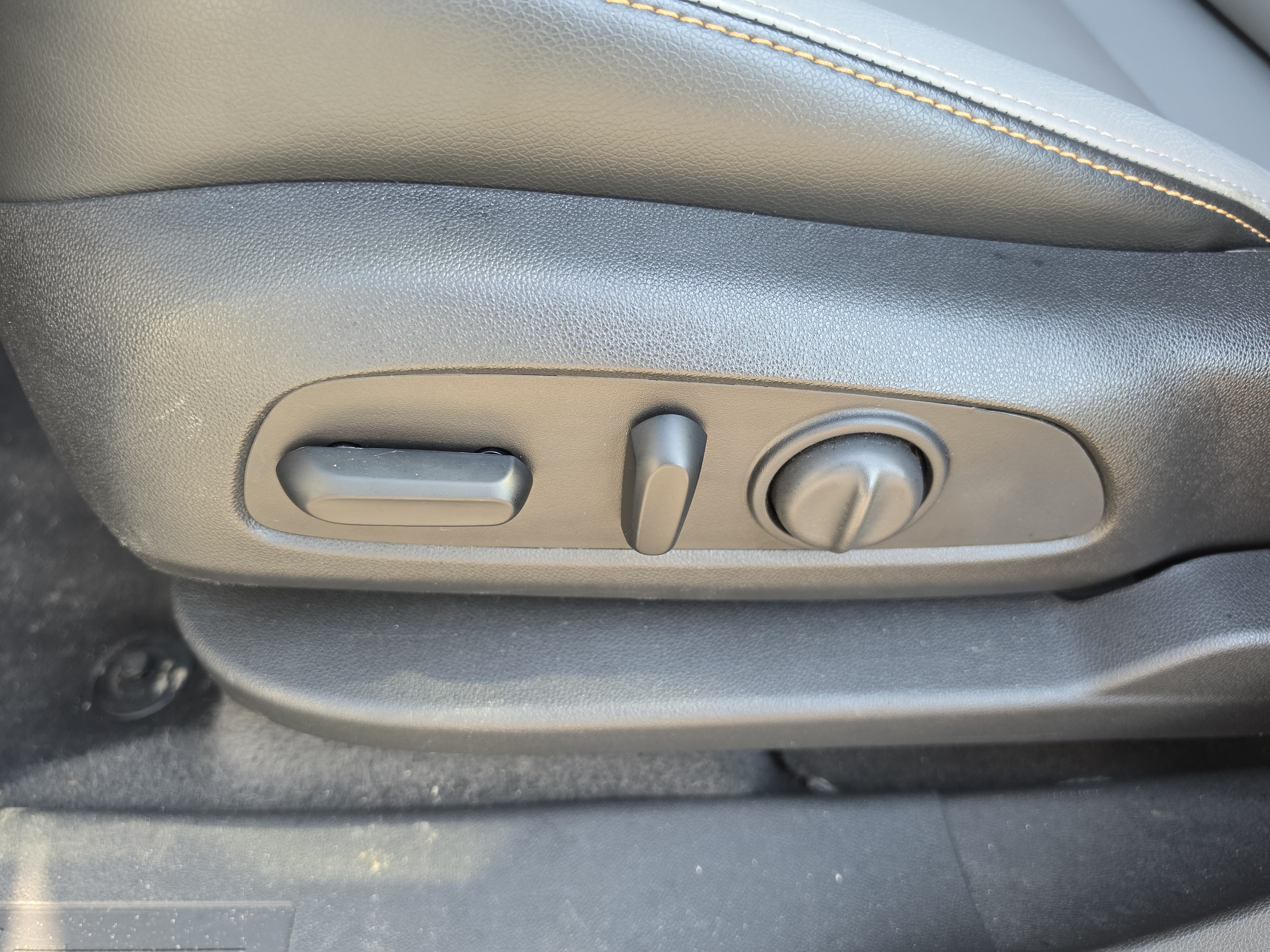 Used 2020 GMC Terrain SLT w/ Preferred Package FWD image 26