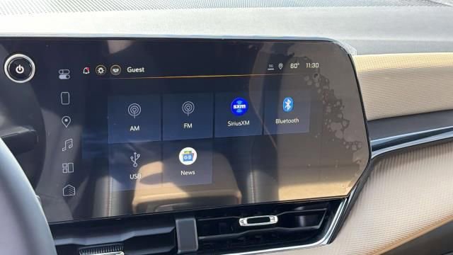 New 2026 Chevrolet Equinox ACTIV w/ Convenience Package III AWD/4WD image 21
