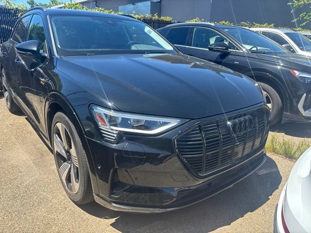 Certified 2023 Audi e-tron Premium Plus w/ Premium Plus Package AWD/4WD image 10