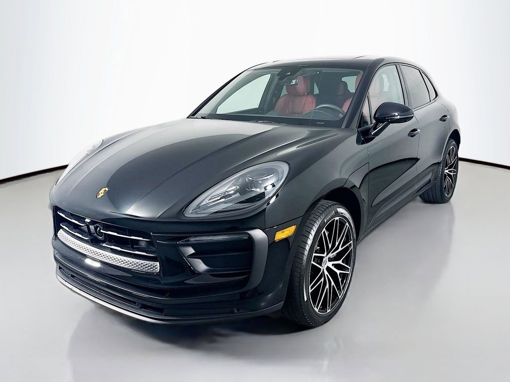 Certified 2026 Porsche Macan image 1