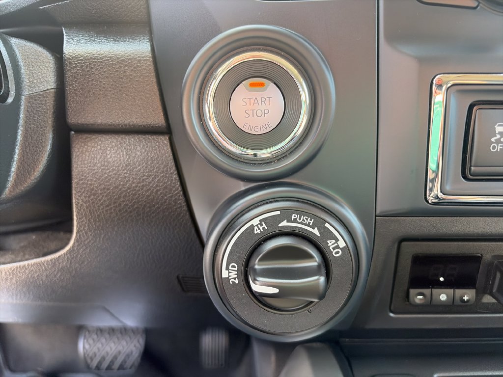 Certified 2024 Nissan Titan SV w/ SV Convenience Package AWD/4WD image 33