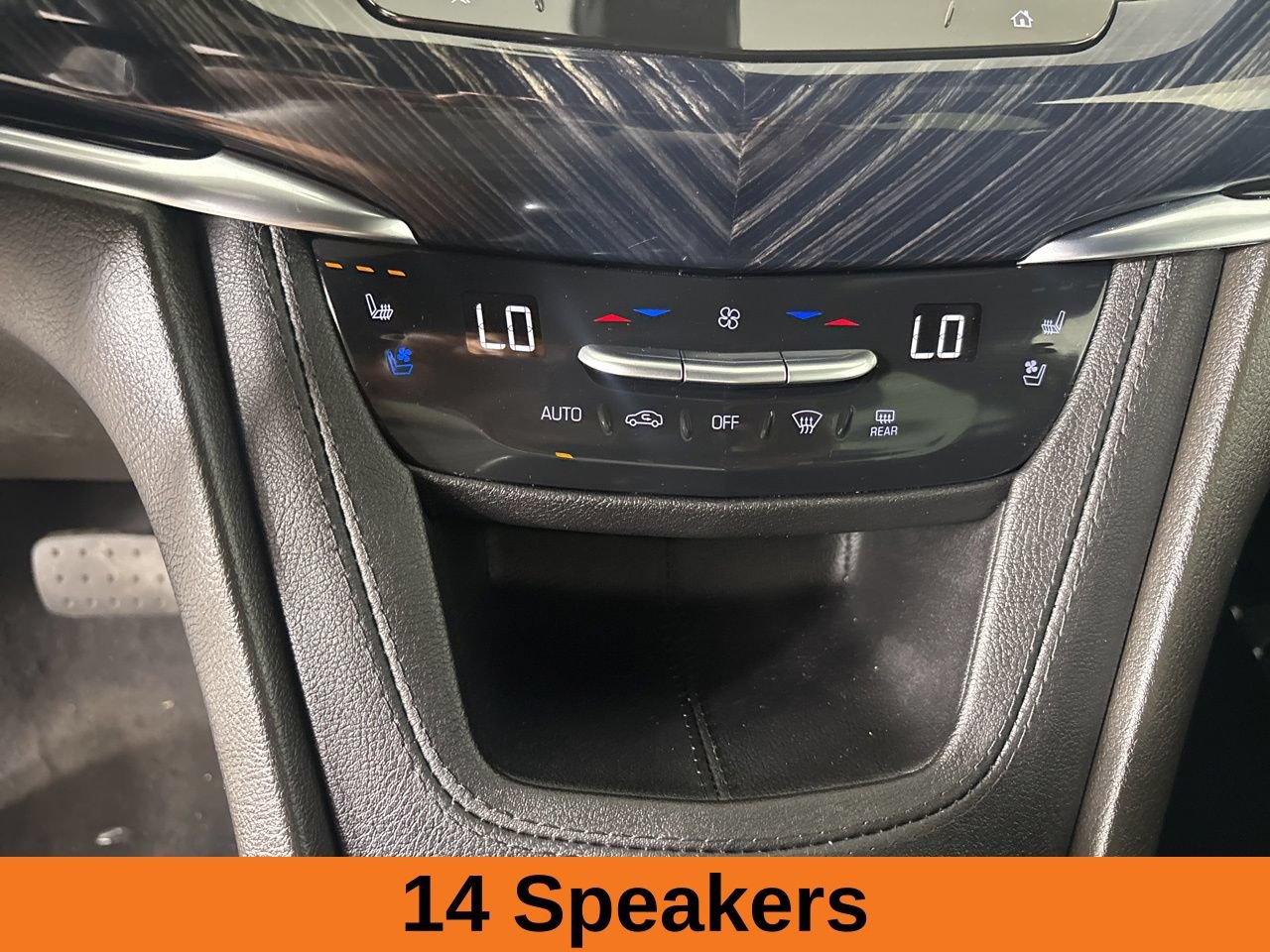 Used 2024 Cadillac XT6 Premium Luxury AWD/4WD image 21