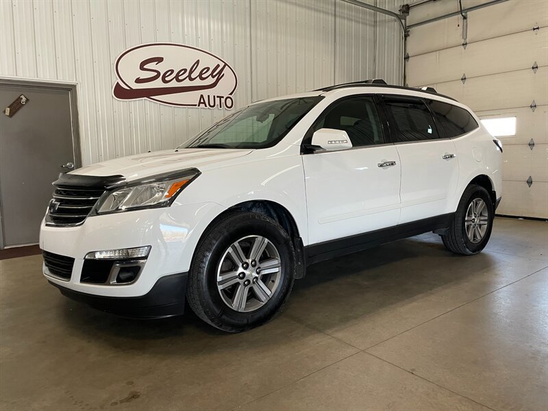 Used 2016 Chevrolet Traverse LT FWD image 1