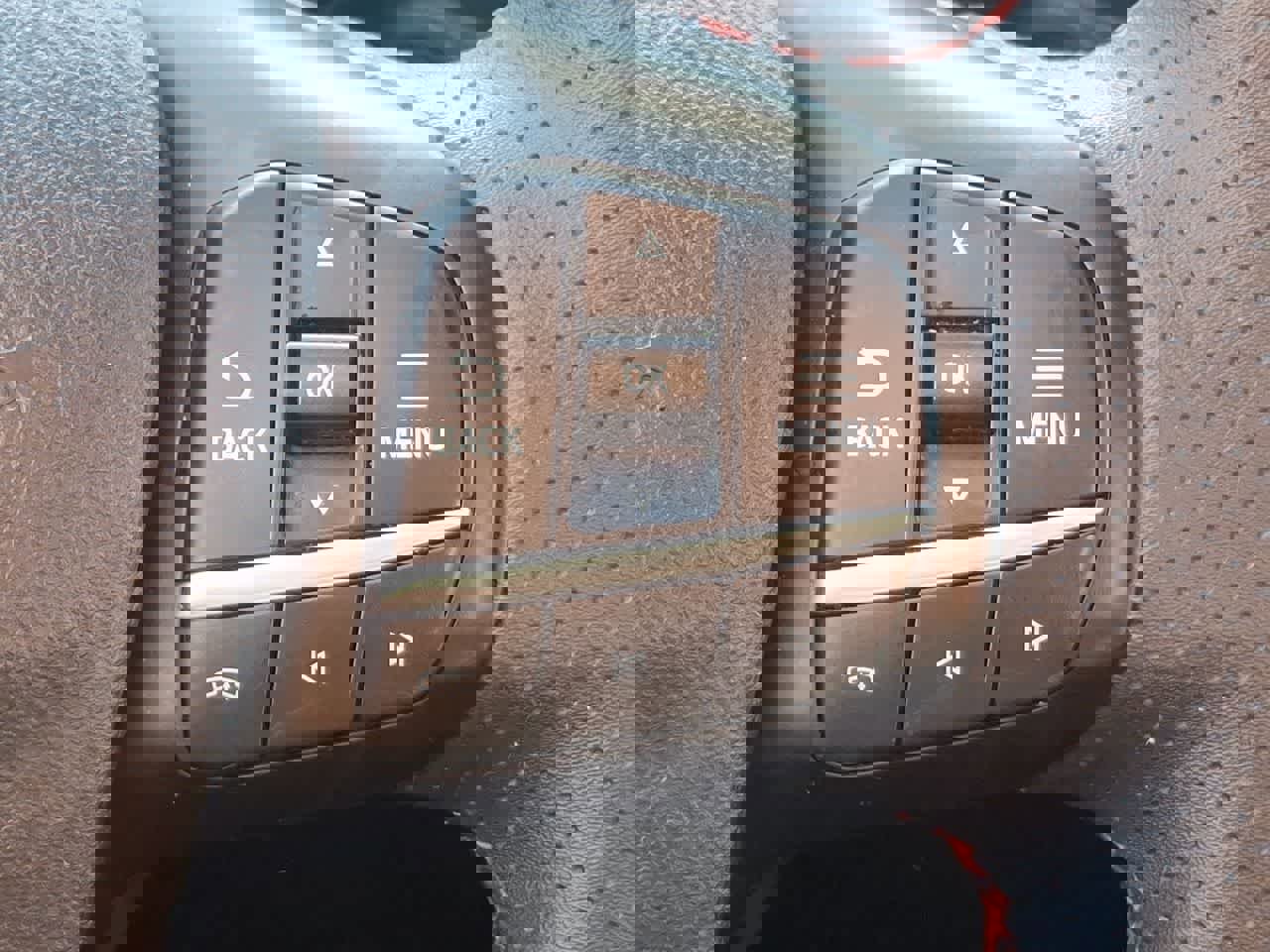 Used 2025 Ford Escape ST-Line image 24