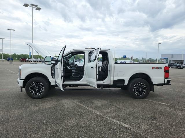 Used 2024 Ford F250 Platinum w/ FX4 Off-Road Package image 14