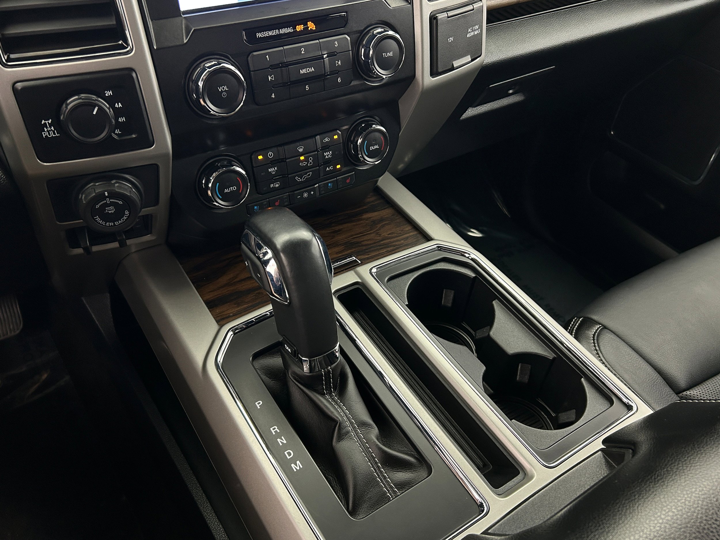 Used 2020 Ford F150 Lariat AWD/4WD image 12