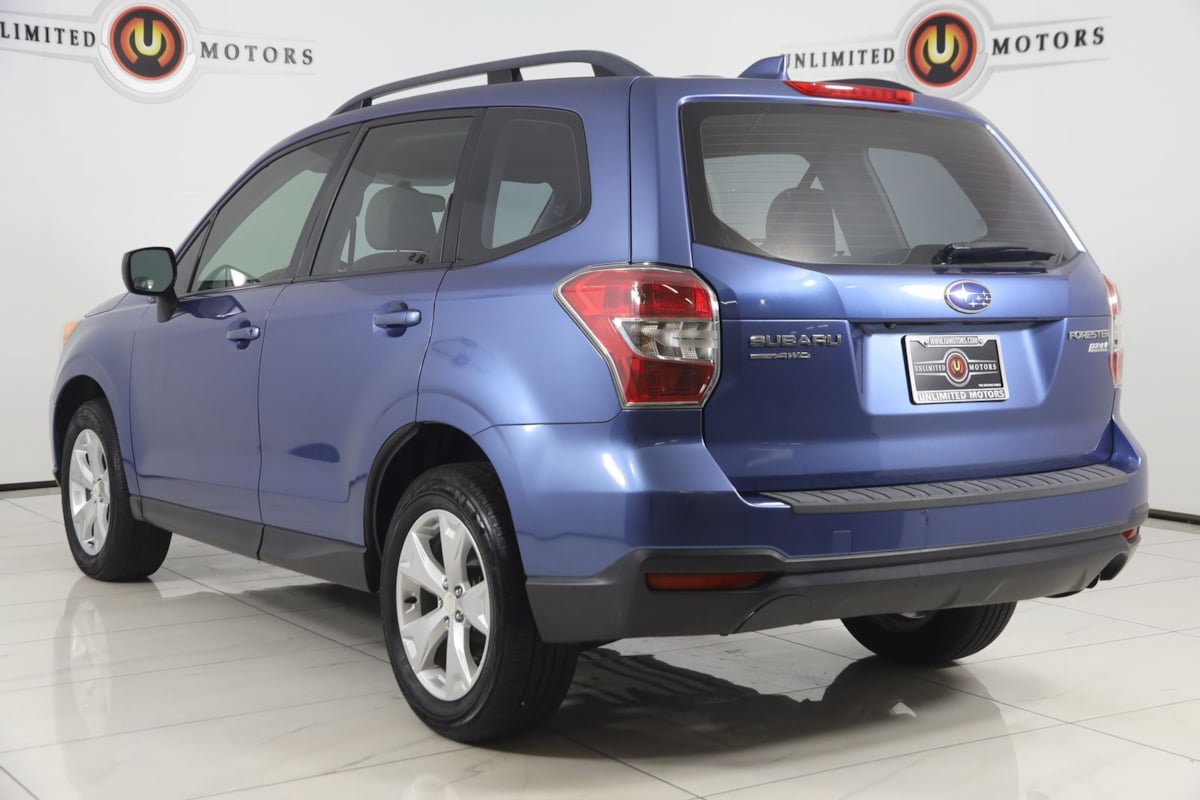 Used 2016 Subaru Forester 2.5i w/ Alloy Wheel Package AWD/4WD image 4