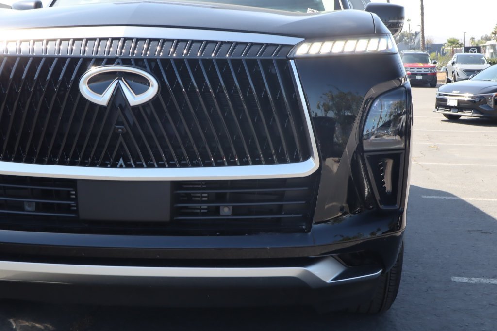 Used 2025 INFINITI QX80 Pure RWD image 8