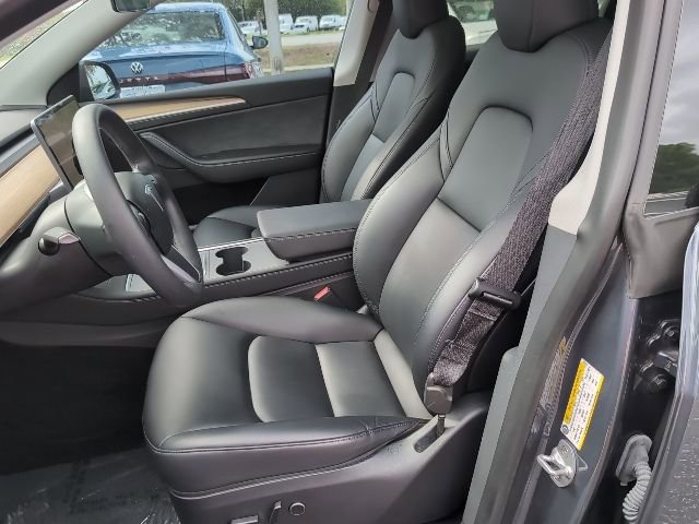 Used 2023 Tesla Model Y Long Range image 8