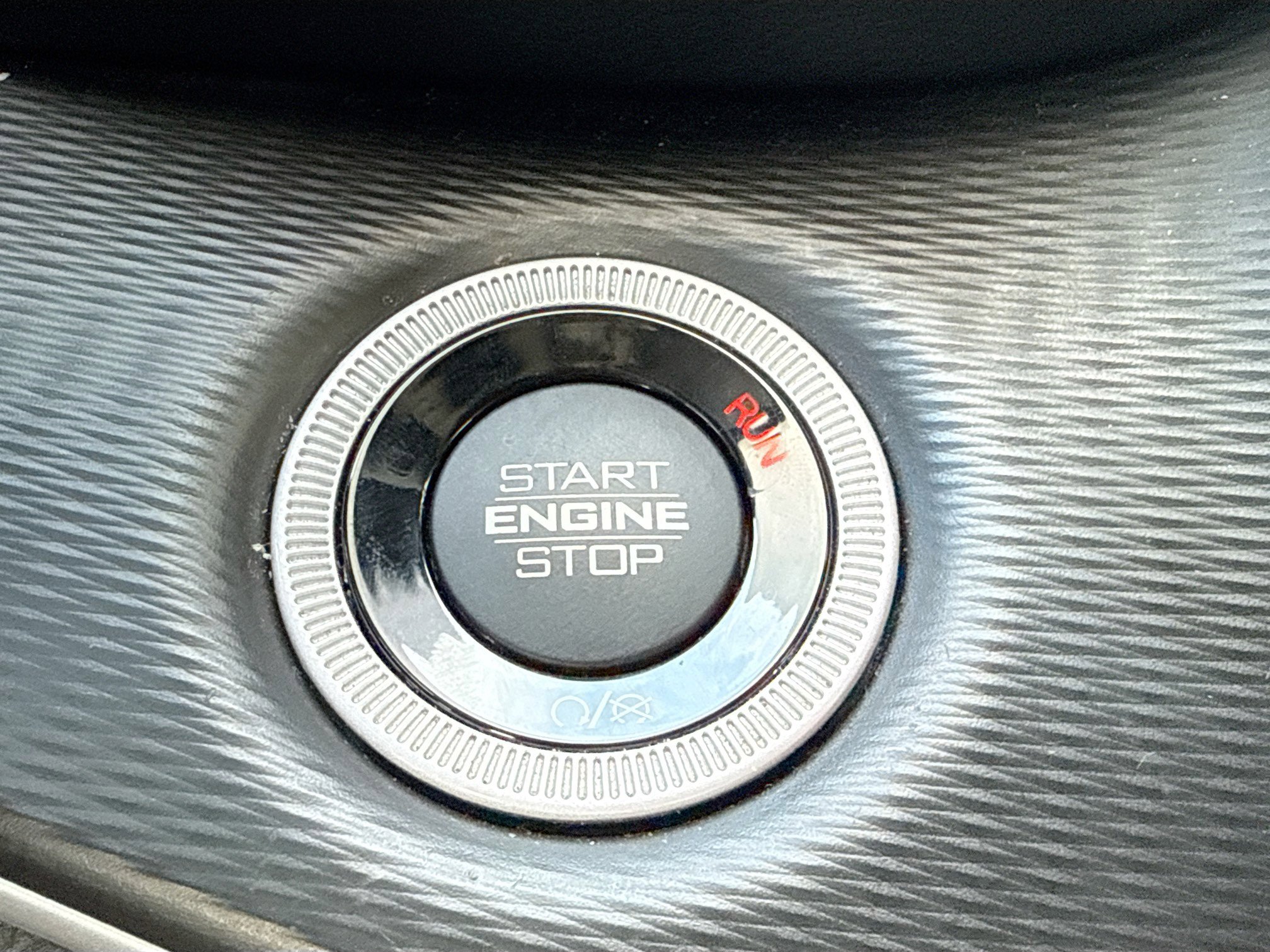 Used 2024 Jeep Grand Cherokee Laredo image 35