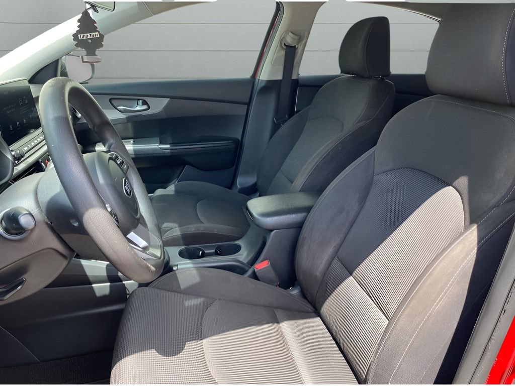 Used 2020 Kia Forte LXS FWD image 10